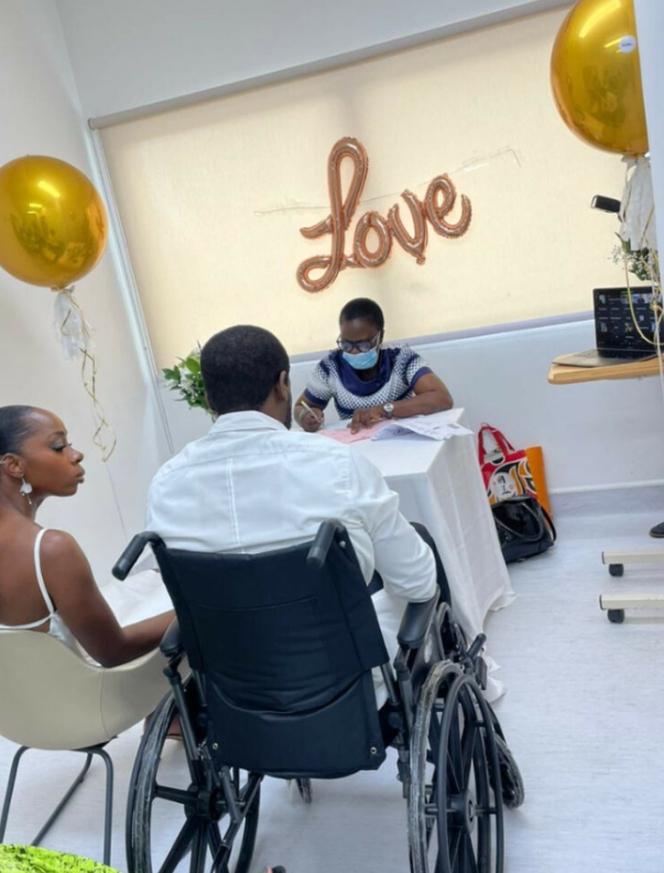 Couple gets Married while he is still on his sick bed